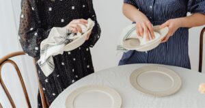 Cleaning Your First Apartment: A Weekly Schedule That Actually Works